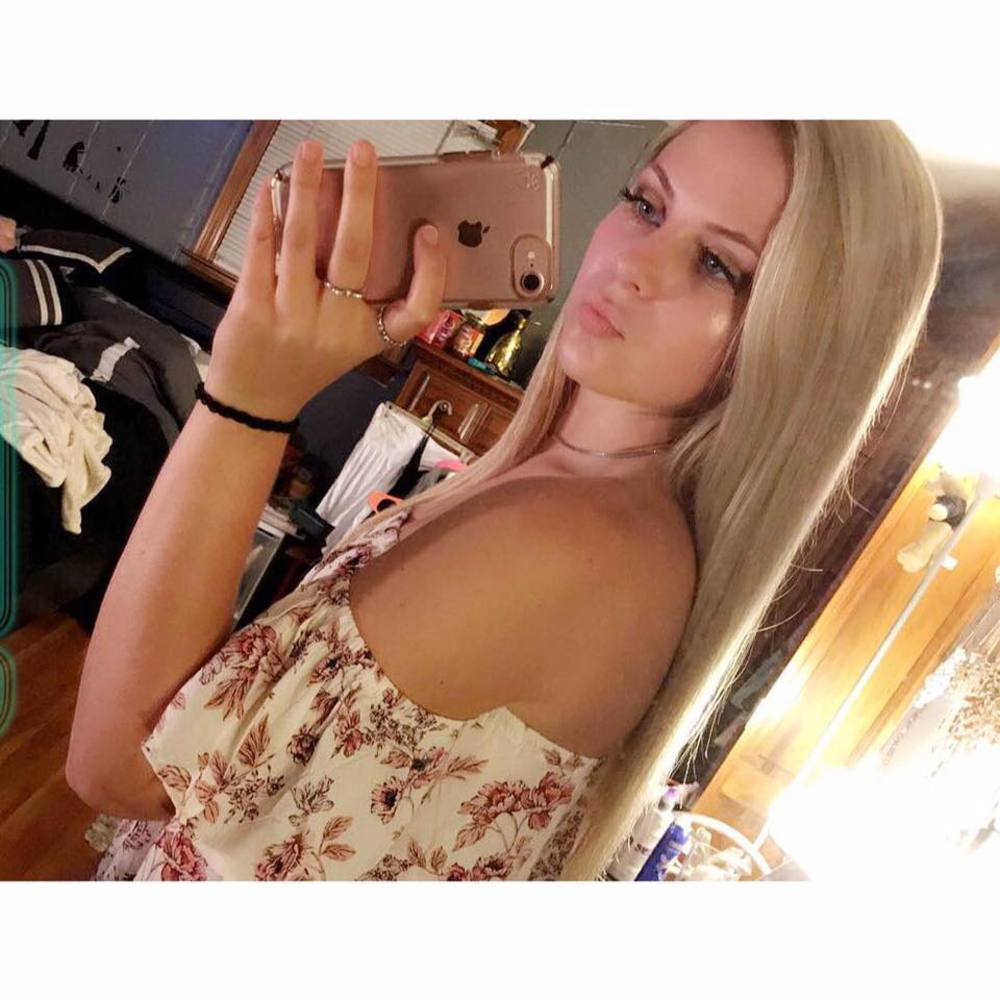 Meet your Posher, Shania